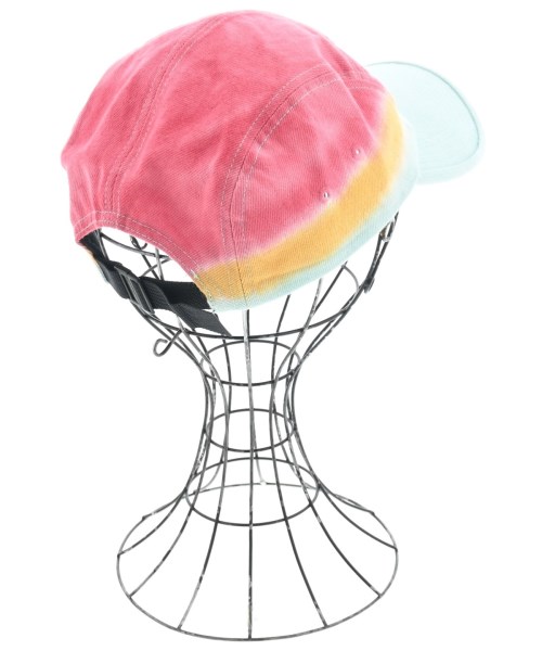 Supreme（シュプリーム）キャップ 赤 サイズ:- メンズ/2200657192020