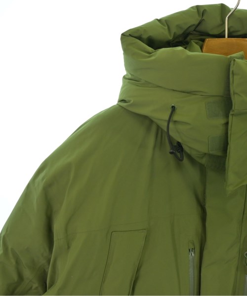 Supreme（シュプリーム）ダウンジャケット/ダウンベスト カーキ サイズ:M メンズ/2200658986017