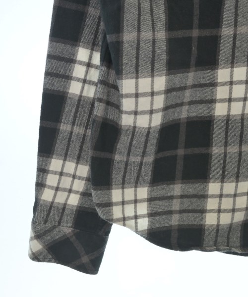 Supreme（シュプリーム）カジュアルシャツ 黒 サイズ:S メンズ/2200657220020