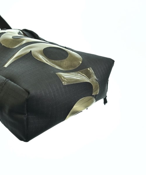 Supreme（シュプリーム）ショルダーバッグ 黒 サイズ:- メンズ/2200659610058