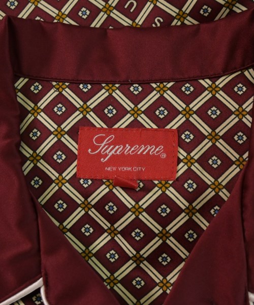 Supreme（シュプリーム）カジュアルシャツ 赤 サイズ:S メンズ/2200660710051