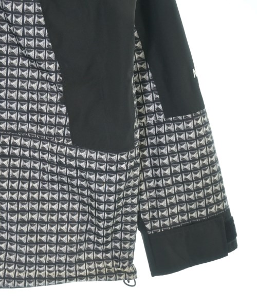 Supreme（シュプリーム）マウンテンパーカー 黒 サイズ:S メンズ/2200661557198