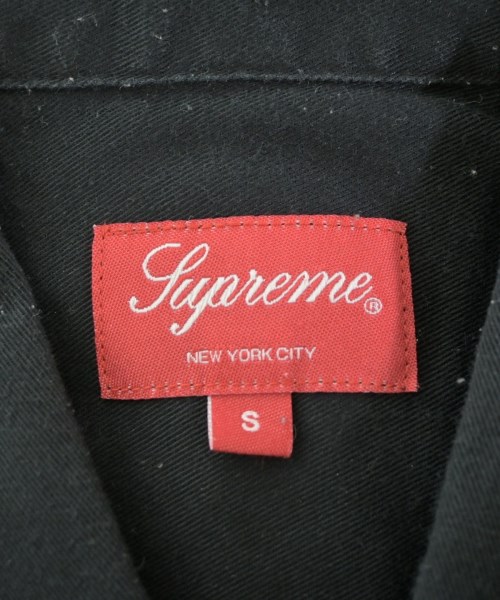 Supreme（シュプリーム）カジュアルシャツ 黒 サイズ:S メンズ/2200662180197