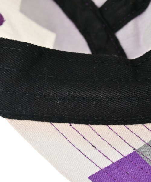 Supreme（シュプリーム）キャップ 白 サイズ:- メンズ/2200645064094