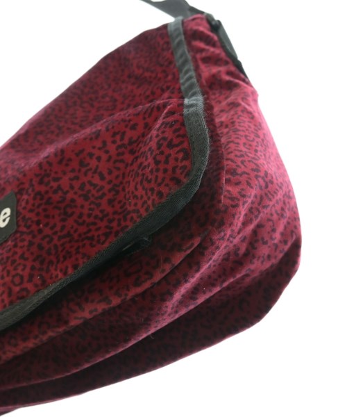 Supreme（シュプリーム）メッセンジャーバッグ 赤 サイズ:- メンズ/2200646302027