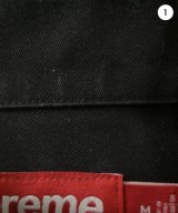 Supreme（シュプリーム）カジュアルシャツ 黒 サイズ:M メンズ/2200648652014