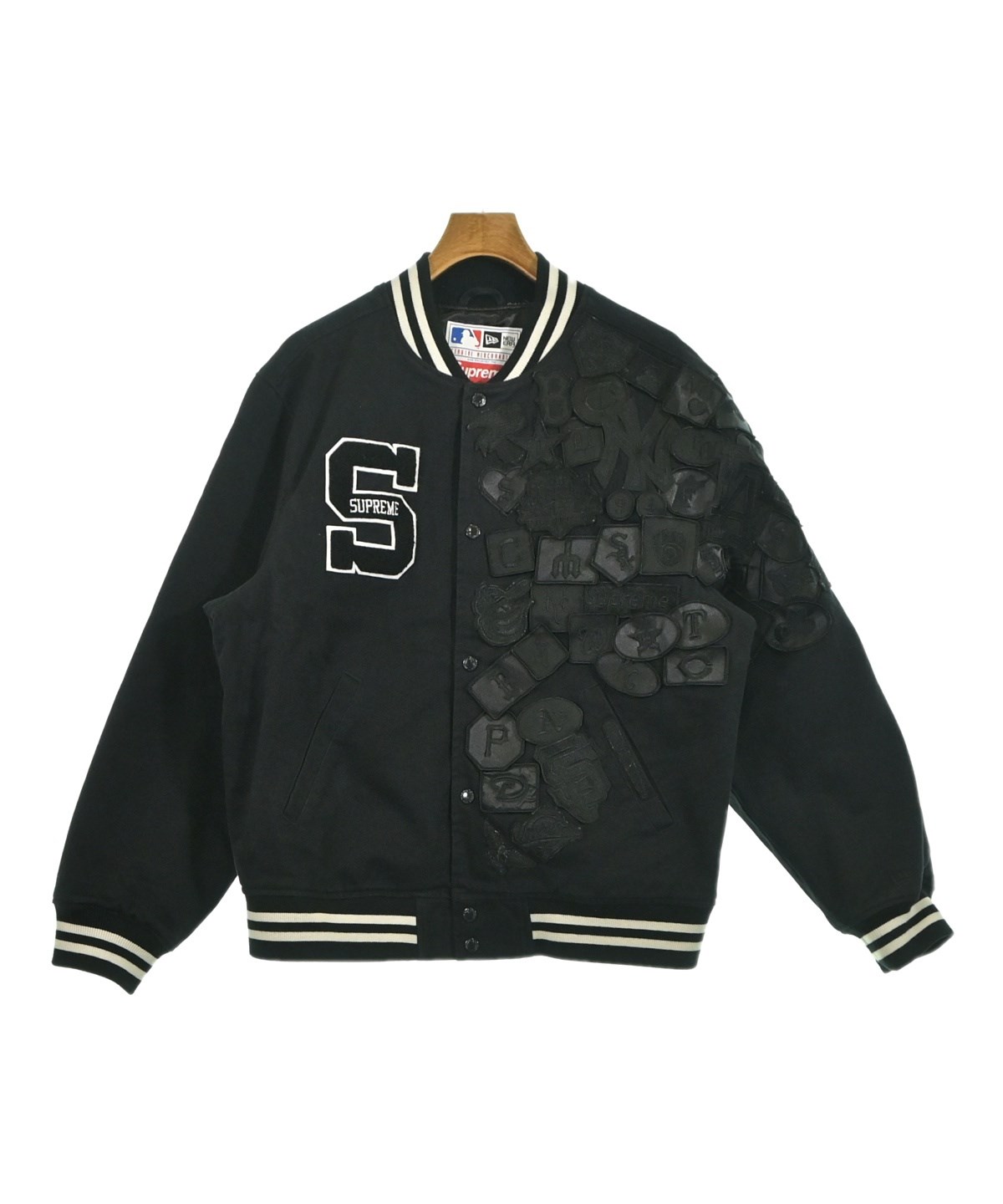 Supreme（シュプリーム）スタジャン 黒 サイズ:L メンズ/2200649483013