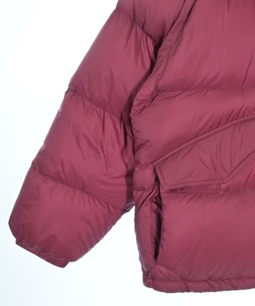 Supreme（シュプリーム）ダウンジャケット/ダウンベスト 赤 サイズ:L メンズ/2200649898046