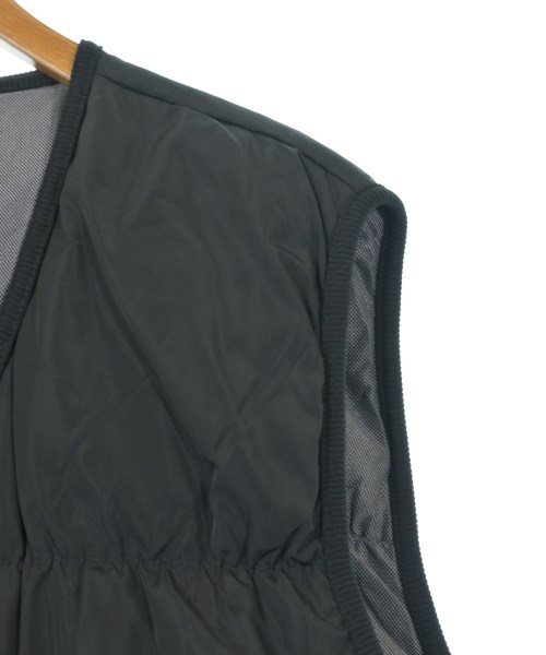 Supreme（シュプリーム）ダウンジャケット/ダウンベスト 黒 サイズ:L メンズ/2200649898114