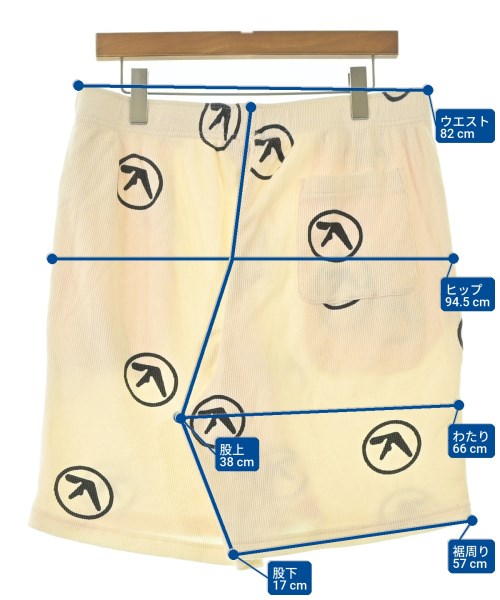 Supreme（シュプリーム）ショートパンツ ベージュ サイズ:L メンズ/2200652263107