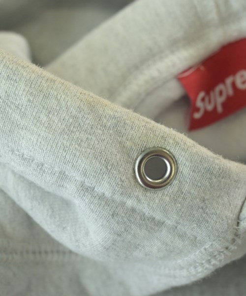 Supreme（シュプリーム）パーカー グレー サイズ:S メンズ/2200653635019