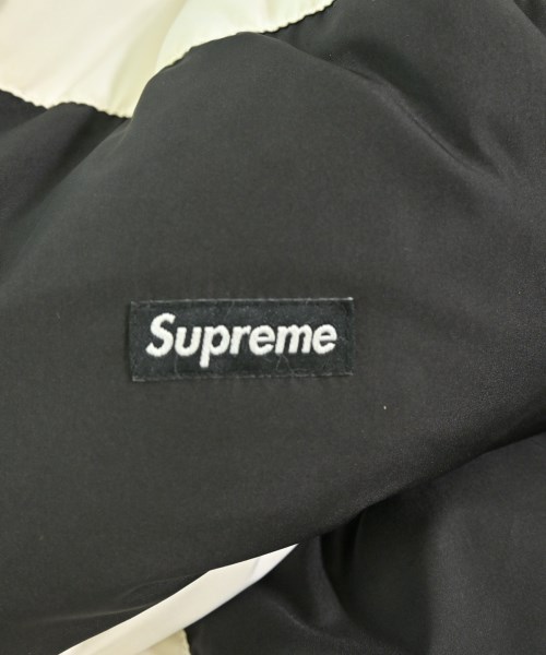 Supreme（シュプリーム）ダウンジャケット/ダウンベスト 白 サイズ:L メンズ/2200703598035