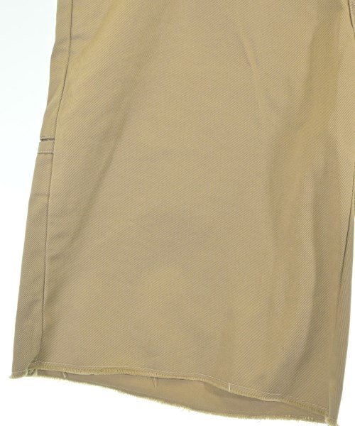 Supreme（シュプリーム）ショートパンツ ベージュ サイズ:30(M位) メンズ/2200704724020
