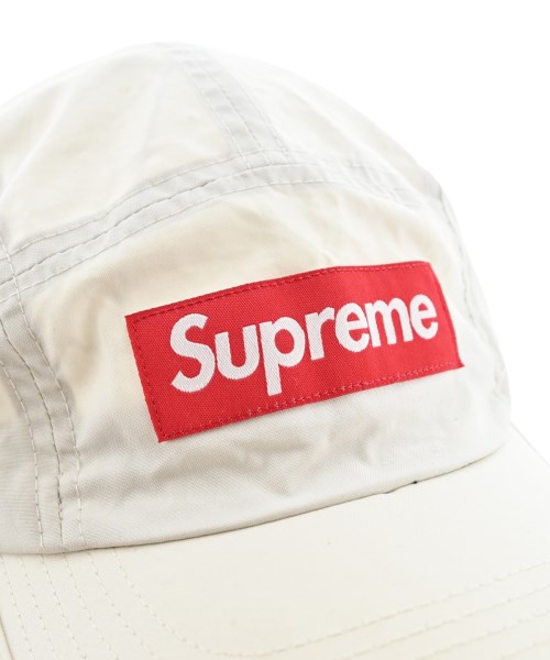 Supreme（シュプリーム）キャップ 白 サイズ:- メンズ/2200707281117