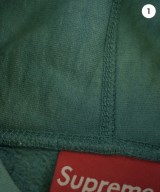 Supreme（シュプリーム）パーカー 緑 サイズ:M メンズ/2200663997084