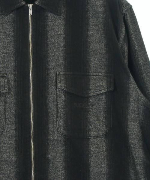 Supreme（シュプリーム）カジュアルシャツ 黒 サイズ:M メンズ/2200664025250