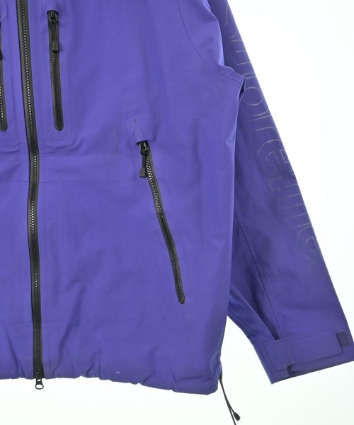 Supreme（シュプリーム）マウンテンパーカー 紫 サイズ:M メンズ/2200665039058