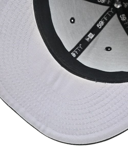 Supreme（シュプリーム）キャップ 黒 サイズ:7.375 メンズ/2200666306074