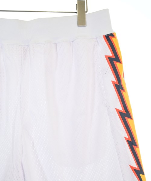 Supreme（シュプリーム）ショートパンツ 白 サイズ:M メンズ/2200640898625