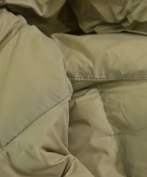 Supreme（シュプリーム）ダウンジャケット/ダウンベスト ベージュ サイズ:L メンズ/2200670134014