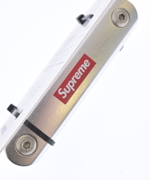 Supreme（シュプリーム）小物類（その他） シルバー サイズ:- メンズ/2200723842217