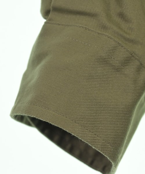 WTAPS（ダブルタップス）カジュアルシャツ カーキ サイズ:02(M位) メンズ/2200640650117