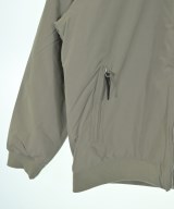 WTAPS（ダブルタップス）ブルゾン カーキ サイズ:04(XL位) メンズ/2200630144015