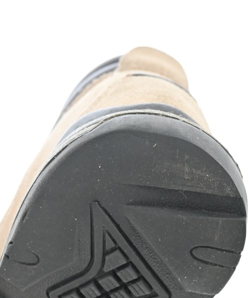 visvim（ヴィズヴィム）ブーツ ベージュ サイズ:US8(26cm位) メンズ/2200641571602