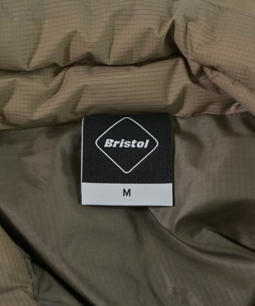 F.C.R.B（エフシーアールビー）ダウンジャケット/ダウンベスト ベージュ サイズ:M メンズ/2200641879012