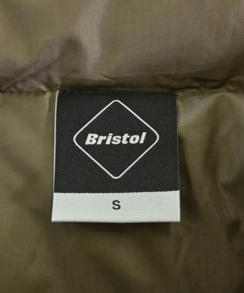 F.C.R.B（エフシーアールビー）ダウンジャケット/ダウンベスト ベージュ サイズ:S メンズ/2200644265010