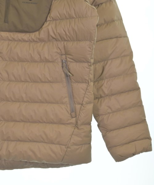 F.C.R.B（エフシーアールビー）ダウンジャケット/ダウンベスト ベージュ サイズ:L メンズ/2200626331016