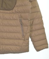 F.C.R.B（エフシーアールビー）ダウンジャケット/ダウンベスト ベージュ サイズ:L メンズ/2200626331016