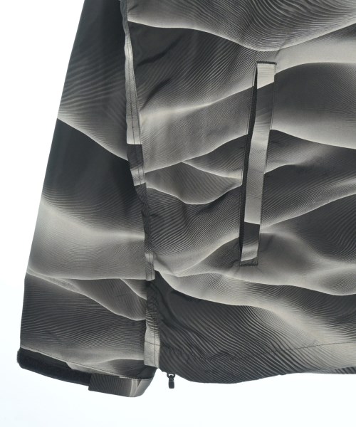 F.C.R.B（エフシーアールビー）マウンテンパーカー グレー サイズ:XL メンズ/2200621015126