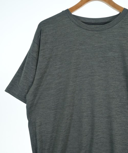 F.C.R.B（エフシーアールビー）Tシャツ・カットソー グレー サイズ:XL メンズ/2200687057085