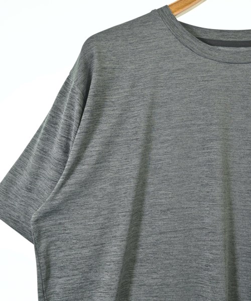 F.C.R.B（エフシーアールビー）Tシャツ・カットソー グレー サイズ:XL メンズ/2200687057092