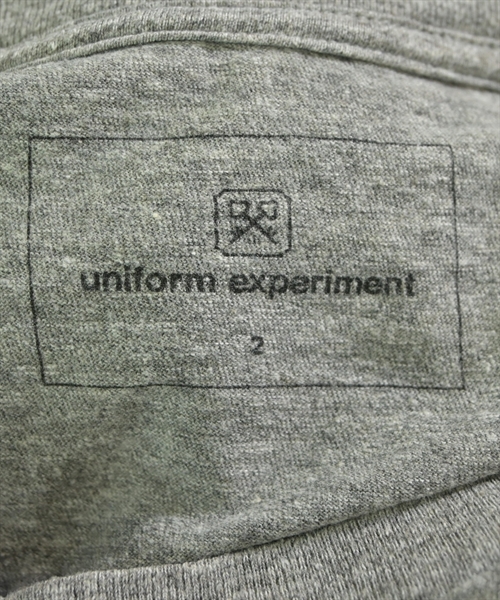 uniform experiment（ユニフォームエクスペリメント）Tシャツ・カットソー グレー サイズ:2(M位) メンズ/2200627552083
