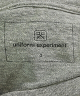 uniform experiment（ユニフォームエクスペリメント）Tシャツ・カットソー グレー サイズ:2(M位) メンズ/2200627552083