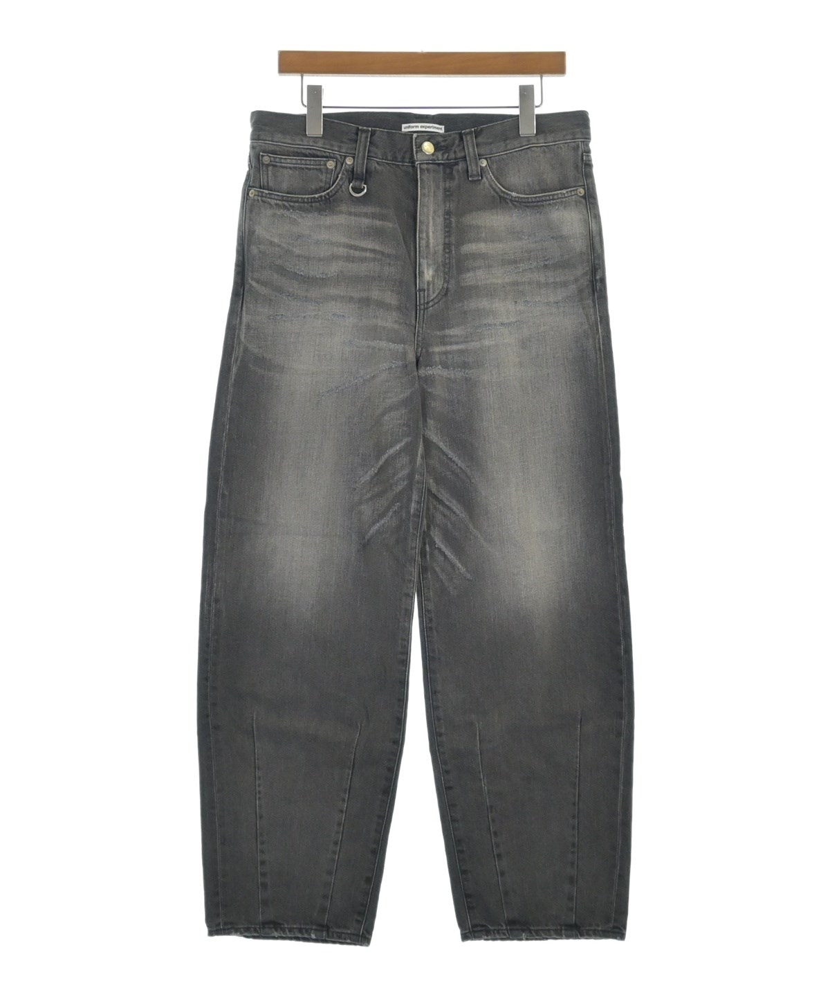 uniform experiment ブラックデニム uniform experiment（ユニフォームエクスペリメント）の「TAPERED ONE