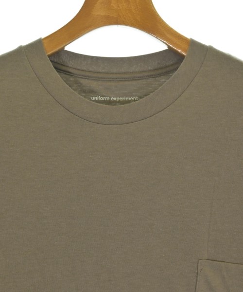 uniform experiment（ユニフォームエクスペリメント）Tシャツ・カットソー カーキ サイズ:3(L位) メンズ/2200682926638