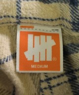 UNDEFEATED（アンディフィーテッド）カジュアルシャツ ベージュ サイズ:M メンズ/2200612678033