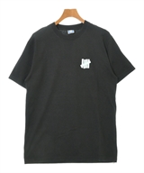 UNDEFEATED Tシャツ・カットソー