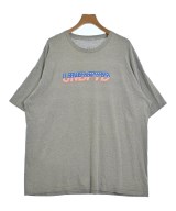 UNDEFEATED Tシャツ・カットソー