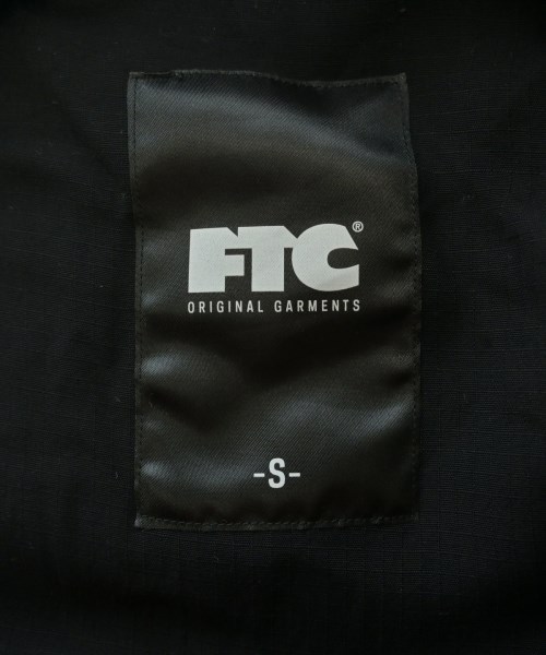 FTC（エフティーシー）カジュアルシャツ 黒 サイズ:S メンズ/2200643985124