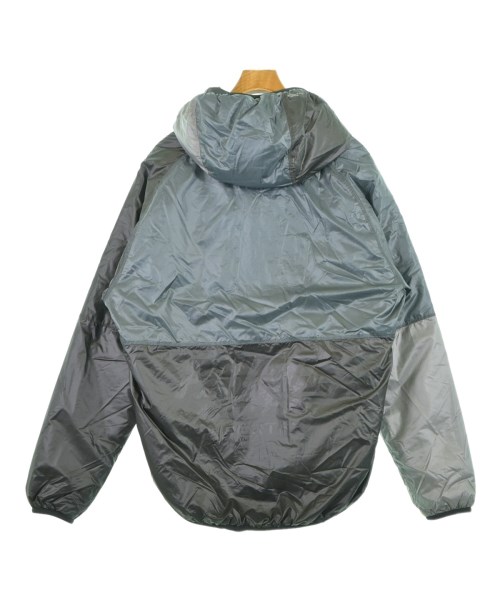 PALACE（パレス）ダウンジャケット/ダウンベスト グレー サイズ:M メンズ/2200632432059