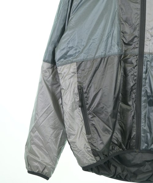 PALACE（パレス）ダウンジャケット/ダウンベスト グレー サイズ:M メンズ/2200632432059
