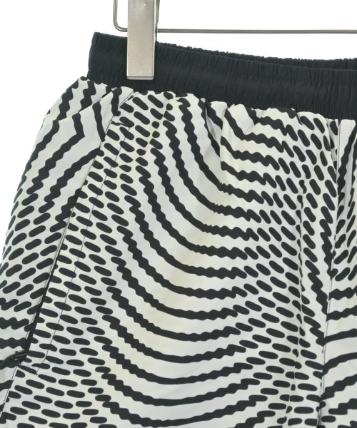 PALACE（パレス）ショートパンツ 黒 サイズ:M メンズ/2200620409537