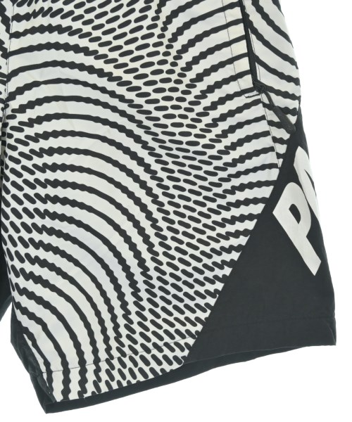 PALACE（パレス）ショートパンツ 黒 サイズ:M メンズ/2200620409537