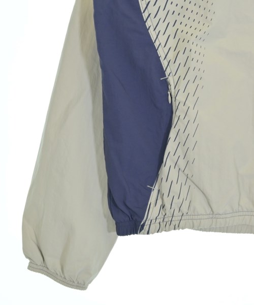 PALACE（パレス）マウンテンパーカー グレー サイズ:M メンズ/2200713892017