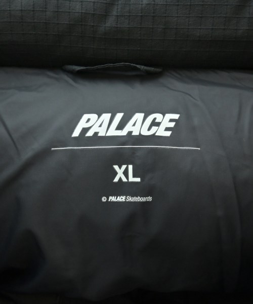 PALACE（パレス）ダウンジャケット/ダウンベスト 黒 サイズ:XL メンズ/2200652592023