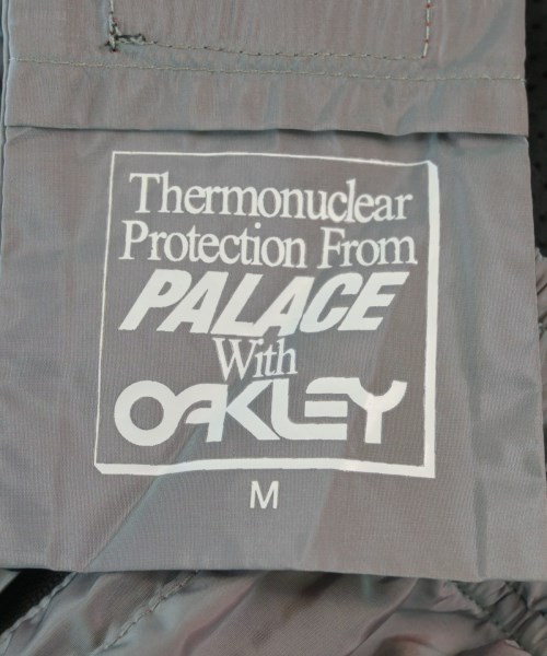 PALACE（パレス）ショートパンツ グレー サイズ:M メンズ/2200640898069